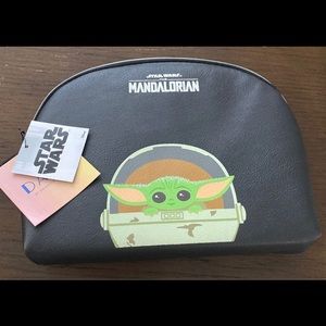 Mandalorian Star Wars Baby Yoda Pouch